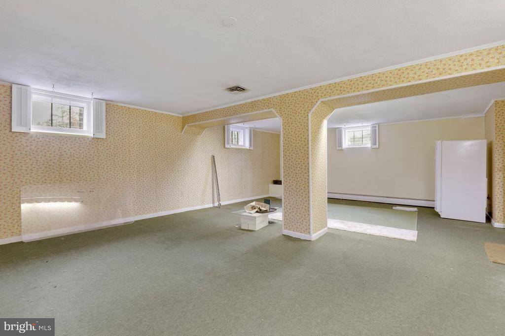 8418 High Ridge Road, Ellicott City, MD 21043