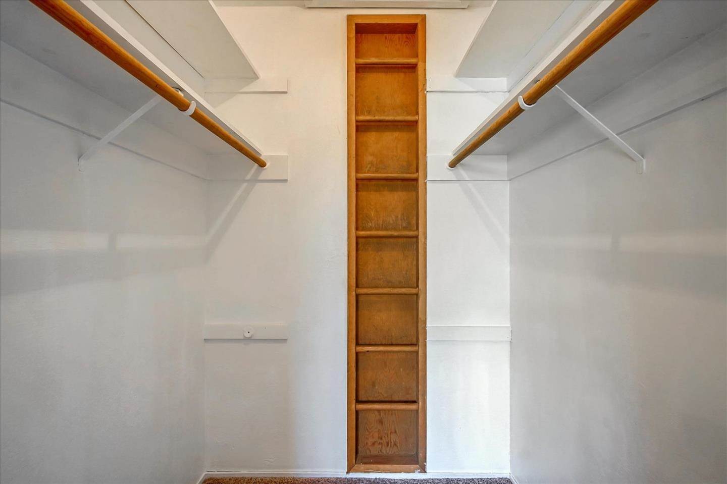 1881 Hermosa WAY, Hollister, CA 95023