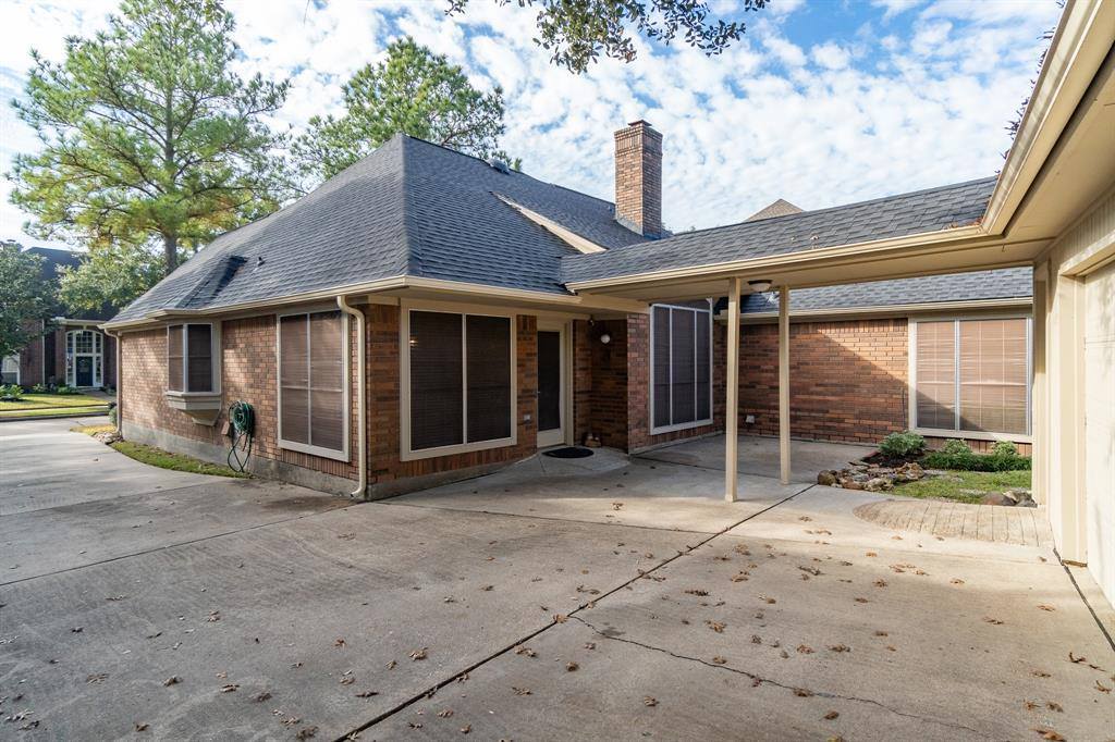 13206 Sycamore Heights Street, Houston, TX 77065