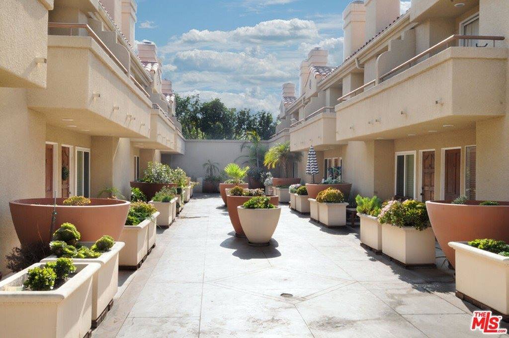 4746 West 173rd Street, Lawndale, CA 90260