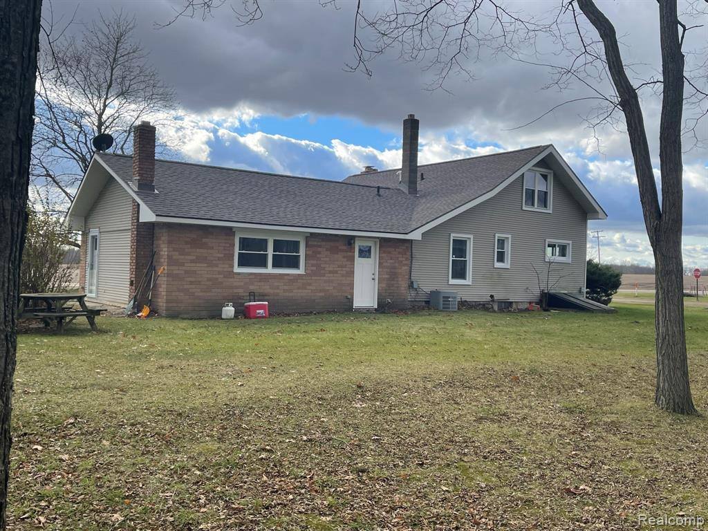 5010 West Allen Road, Cohoctah Township, MI 48836