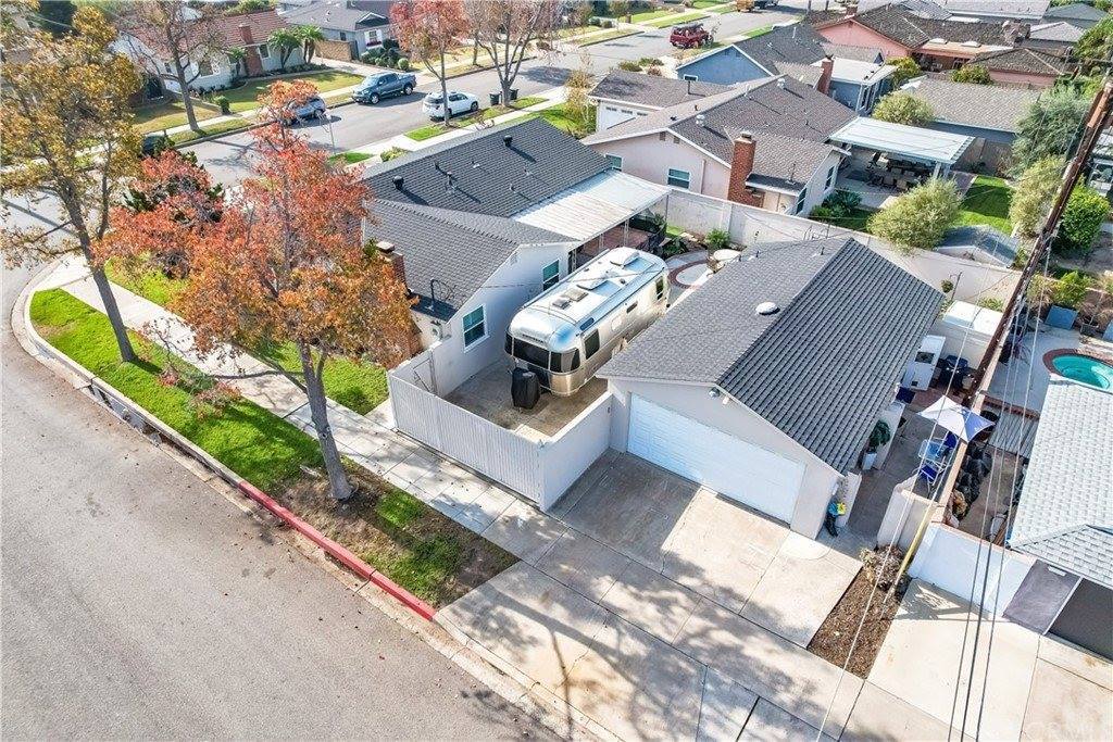 1439 East Barkley Avenue, Orange, CA 92867