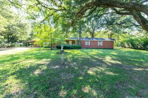 733 N Church Street, Florence, MS 39073