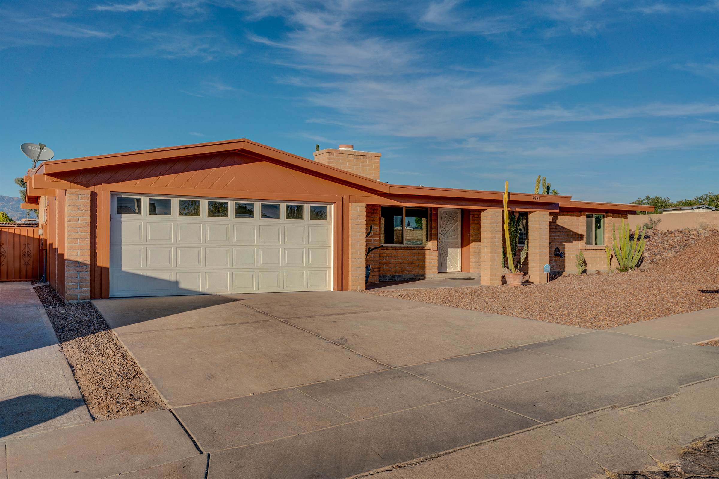 9797 E Nicaragua Pl, Tucson, AZ 85730