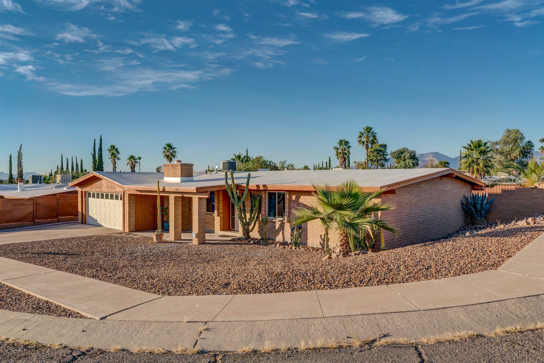 9797 E Nicaragua Pl, Tucson, AZ 85730