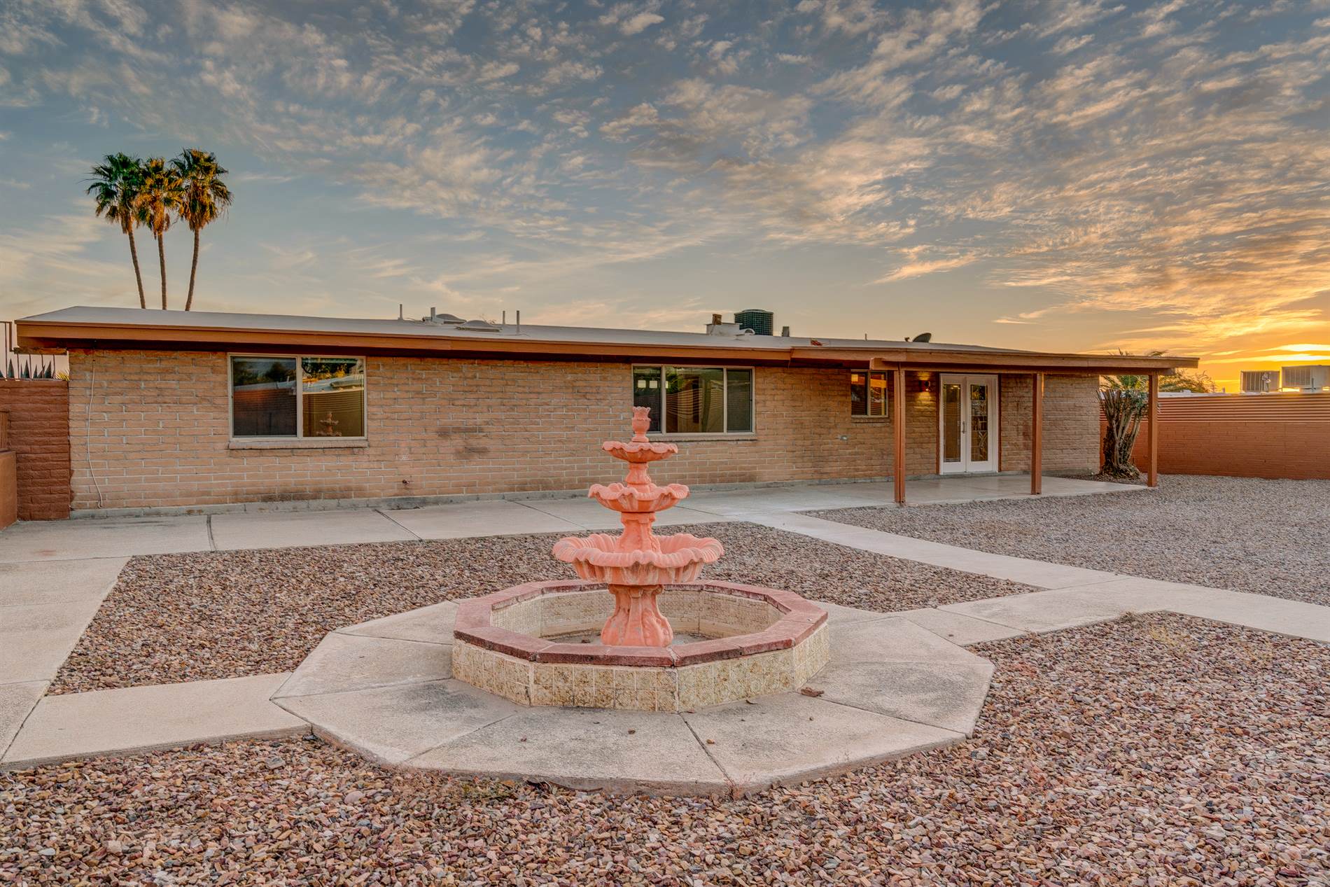 9797 E Nicaragua Pl, Tucson, AZ 85730