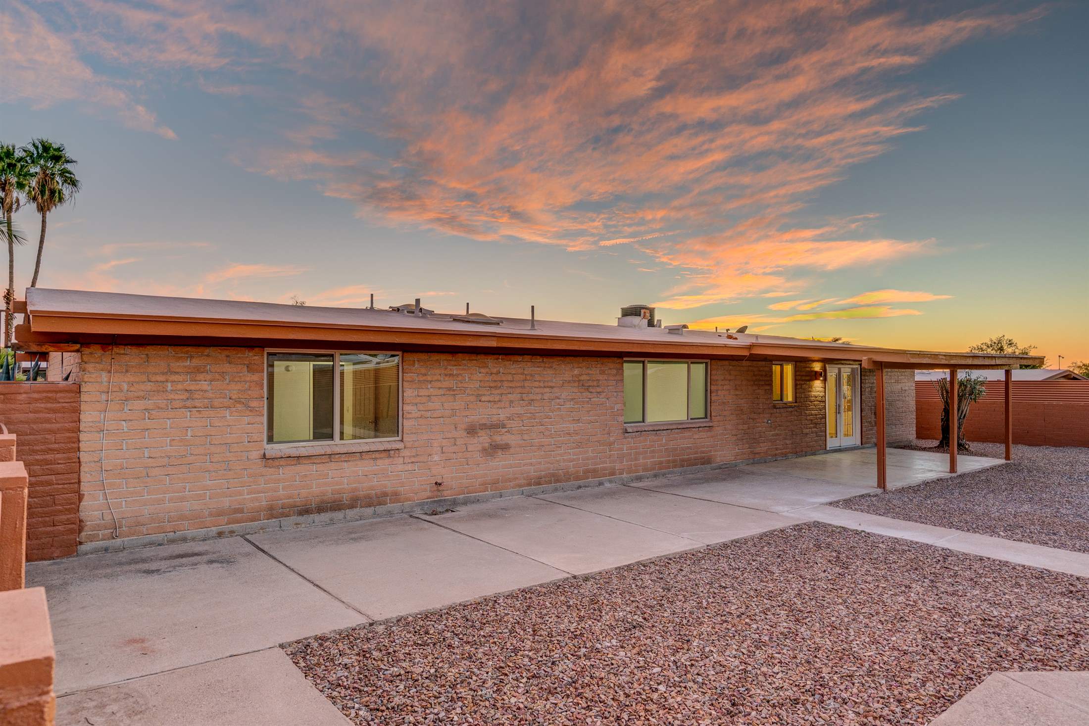 9797 E Nicaragua Pl, Tucson, AZ 85730