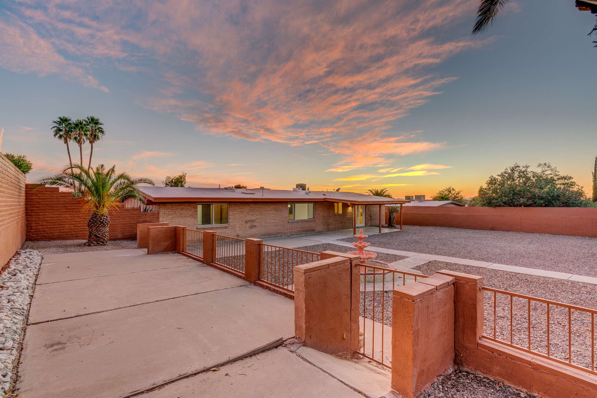 9797 E Nicaragua Pl, Tucson, AZ 85730