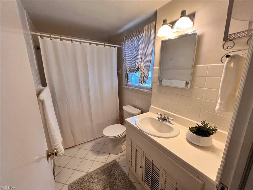 6726 Glendale Avenue, Youngstown, OH 44512