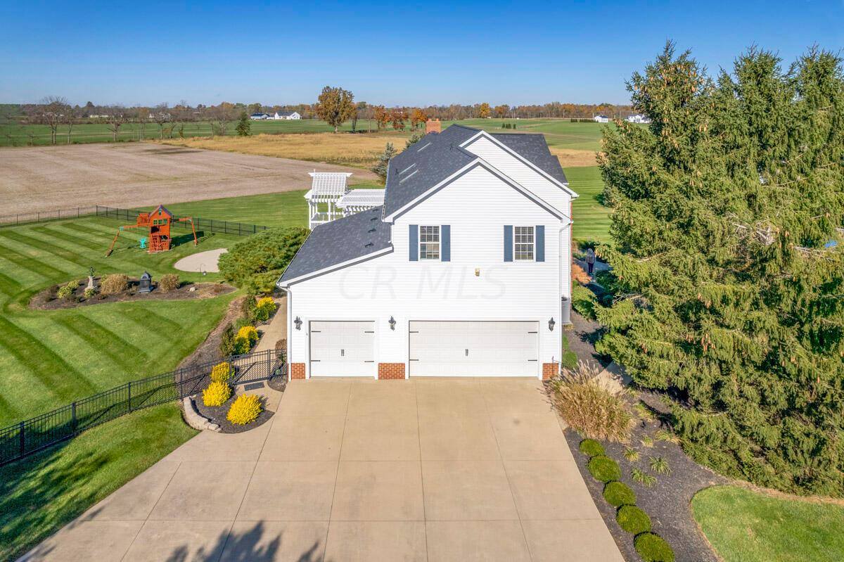 2901 Barnes Road, Centerburg, OH 43011