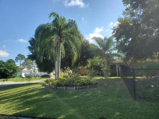 1574 SW Gadsan Avenue, Port Saint Lucie, FL 34953