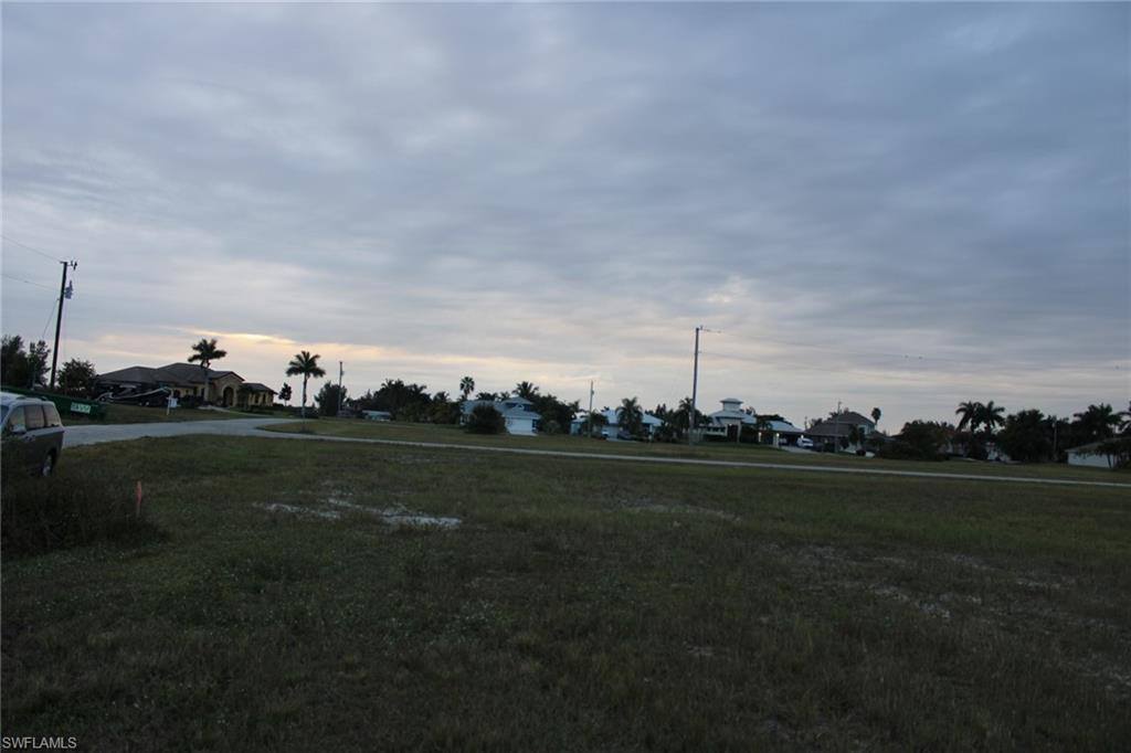 2701 NW 42 Avenue, Cape Coral, FL 33993