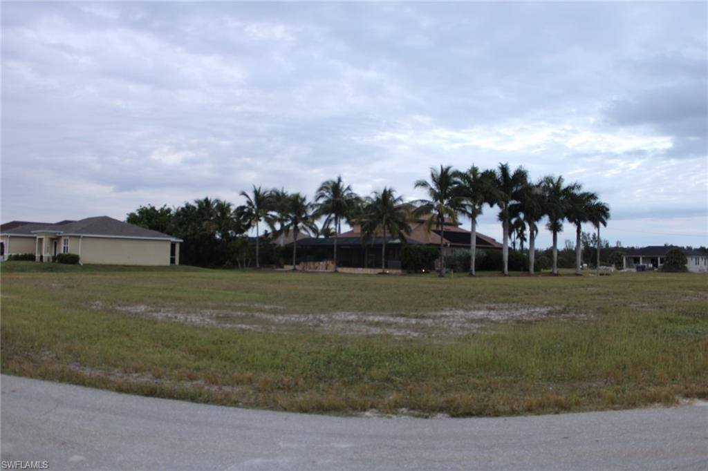 2701 NW 42 Avenue, Cape Coral, FL 33993