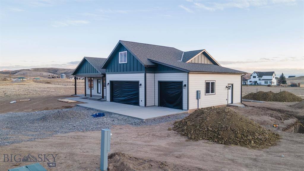 9 Red Shoulder Lane, Three Forks, MT 59752