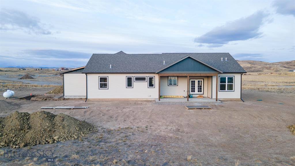 9 Red Shoulder Lane, Three Forks, MT 59752