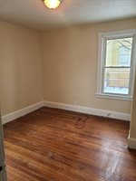 123-125 Ranney St, Springfield, MA 01108