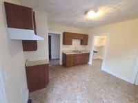 123-125 Ranney St, Springfield, MA 01108