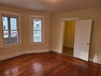 123-125 Ranney St, Springfield, MA 01108