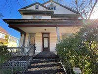 1234 SW Taylor St, Topeka, KS 66612