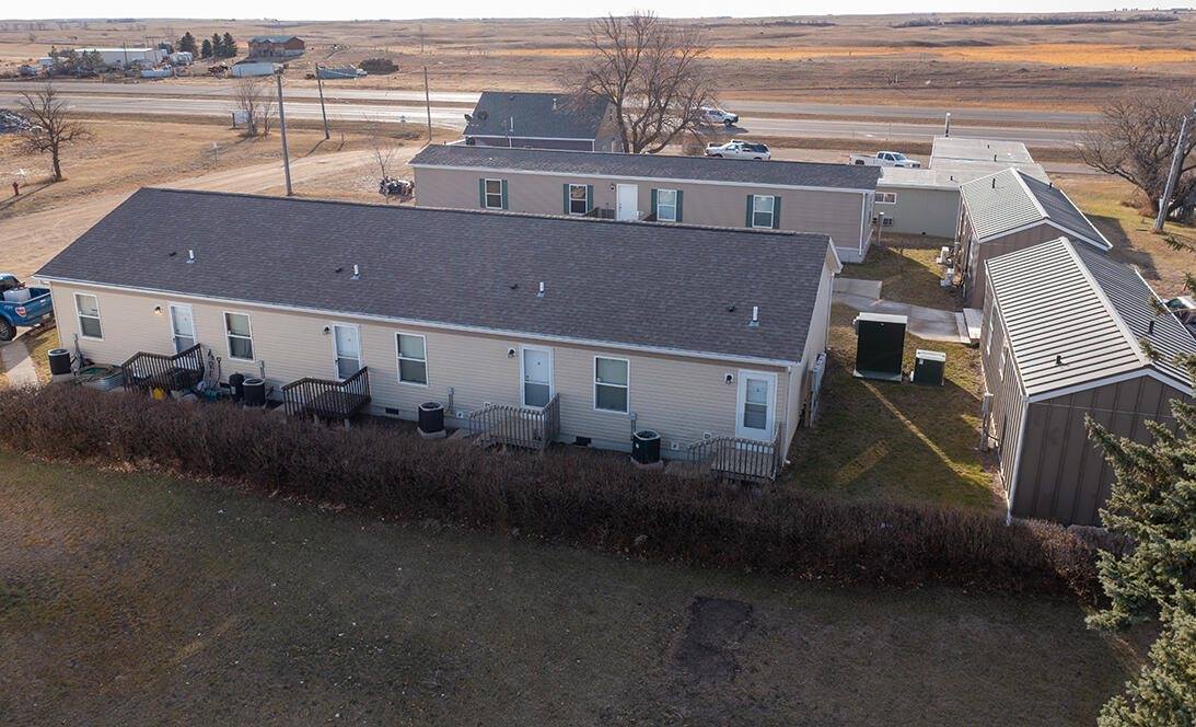 111 2nd St East, Ross, ND 58776