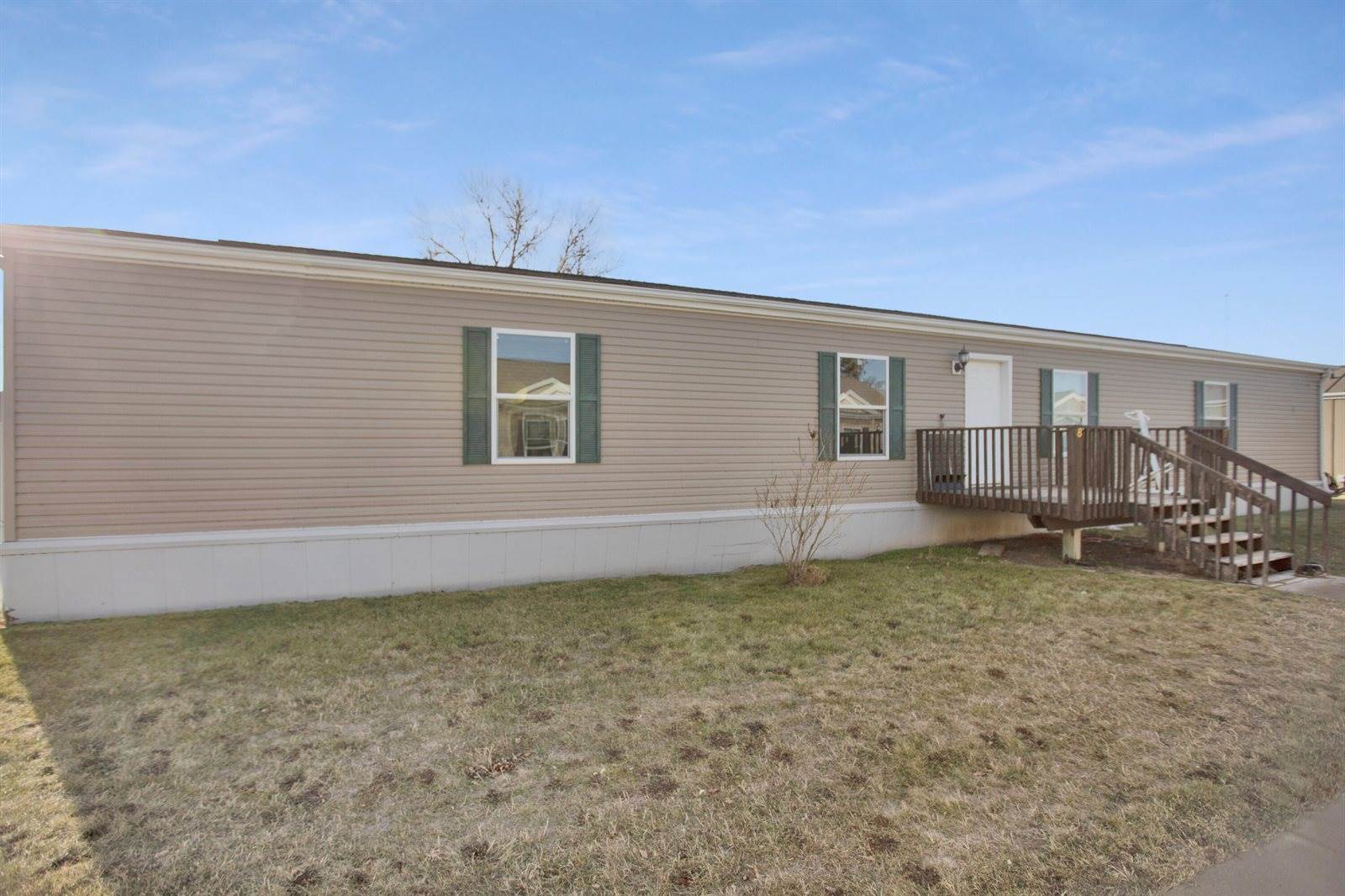 111 2nd St East, Ross, ND 58776