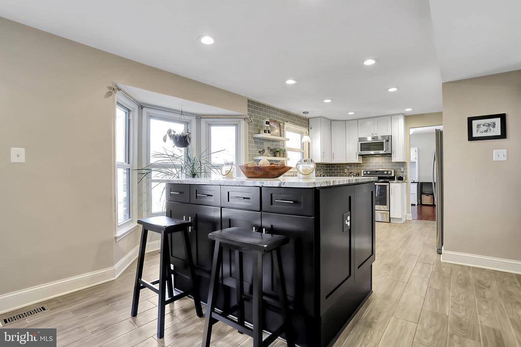 788 3RD Street, Herndon, VA 20170