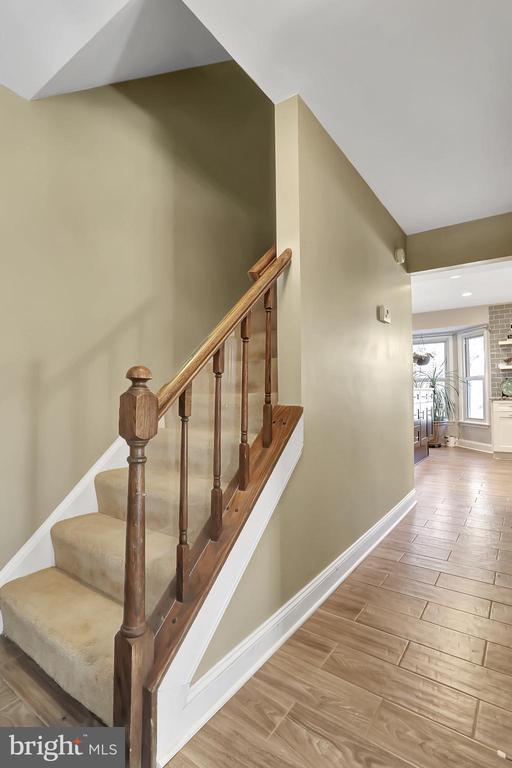 788 3RD Street, Herndon, VA 20170