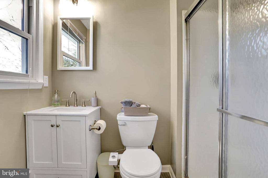 788 3RD Street, Herndon, VA 20170