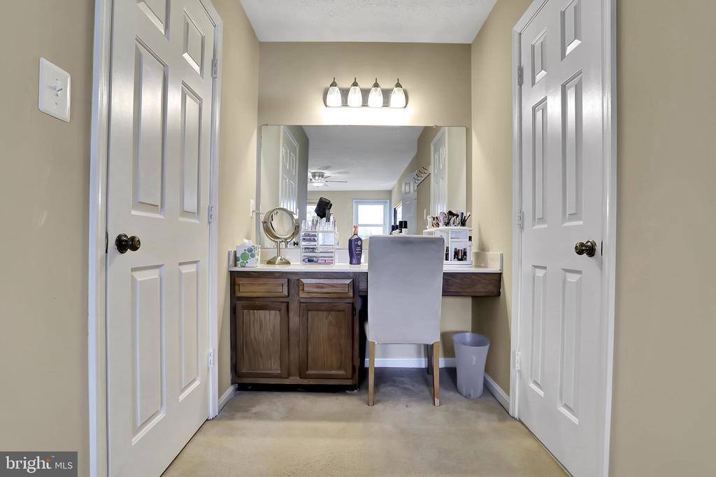 788 3RD Street, Herndon, VA 20170