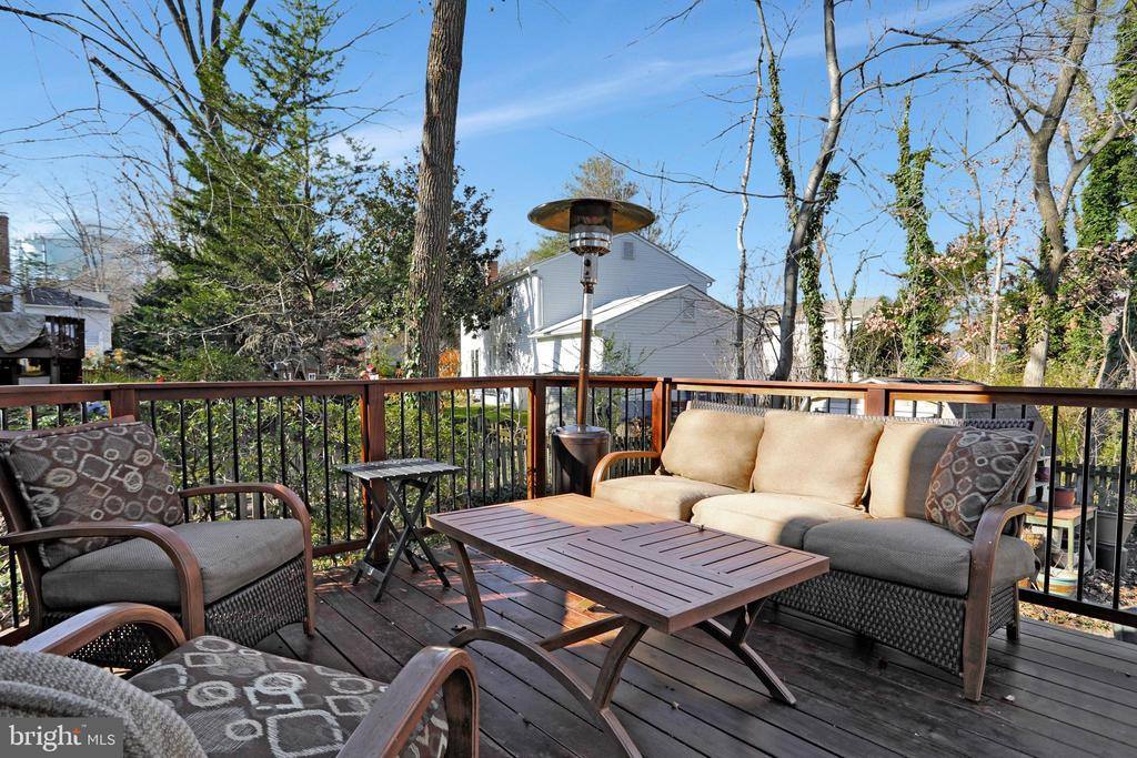 788 3RD Street, Herndon, VA 20170