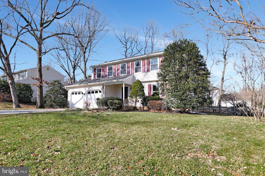 788 3RD Street, Herndon, VA 20170