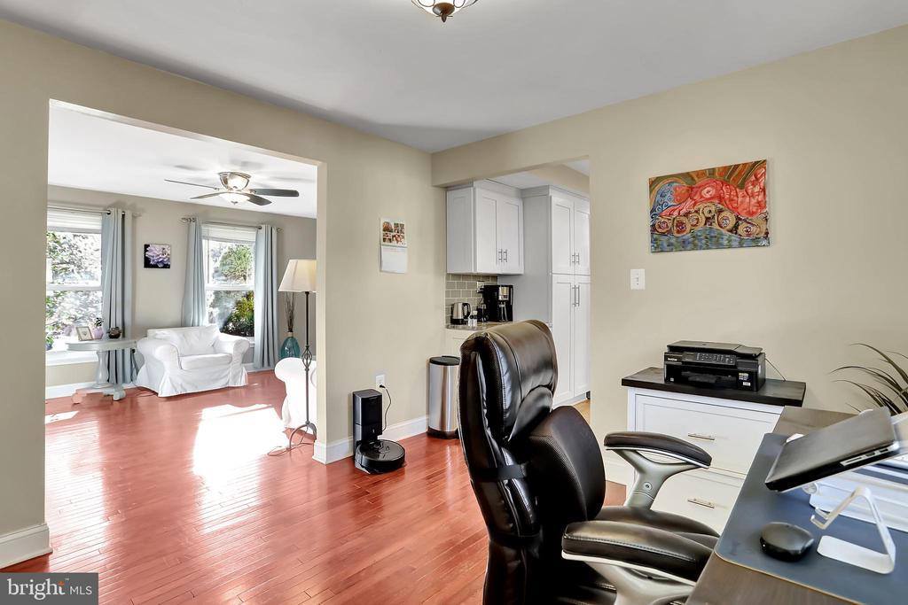 788 3RD Street, Herndon, VA 20170