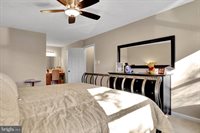 788 3RD Street, Herndon, VA 20170