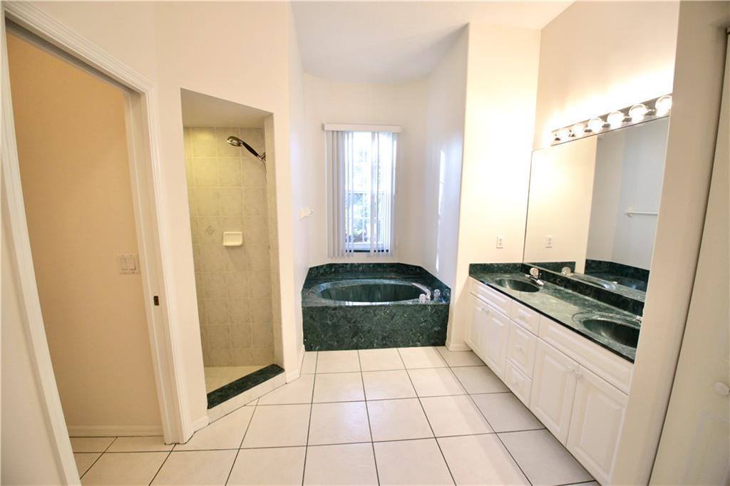 6439 53rd Circle, Vero Beach, FL 32967