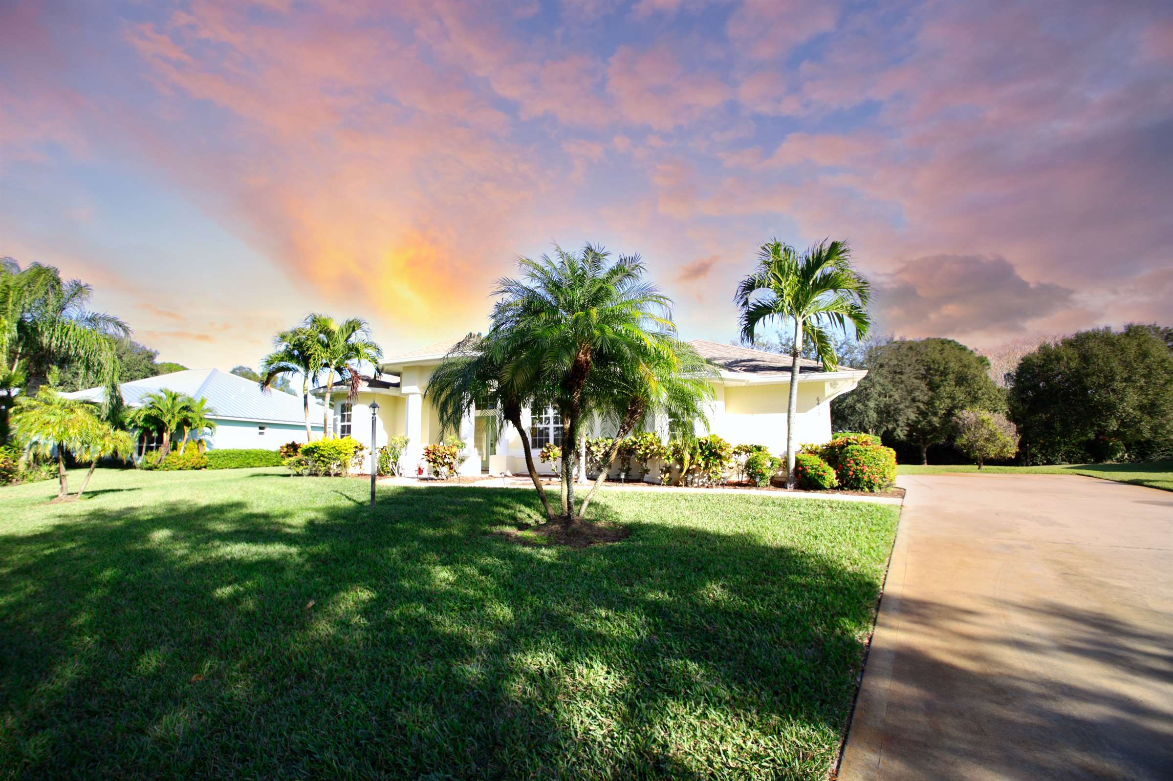 6439 53rd Circle, Vero Beach, FL 32967