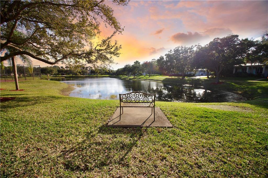 6439 53rd Circle, Vero Beach, FL 32967