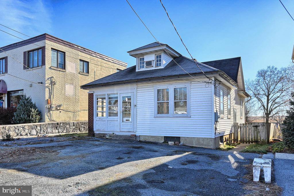 1126 East Chocolate Avenue, Hershey, PA 17033