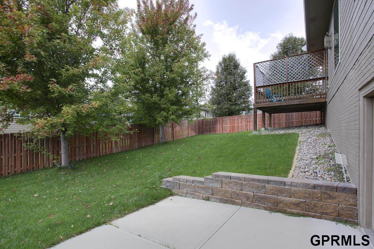 2542 N 137 Street, Omaha, NE 68164