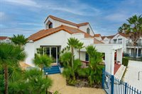 2520 Woodgate Boulevard, Orlando, FL 32822