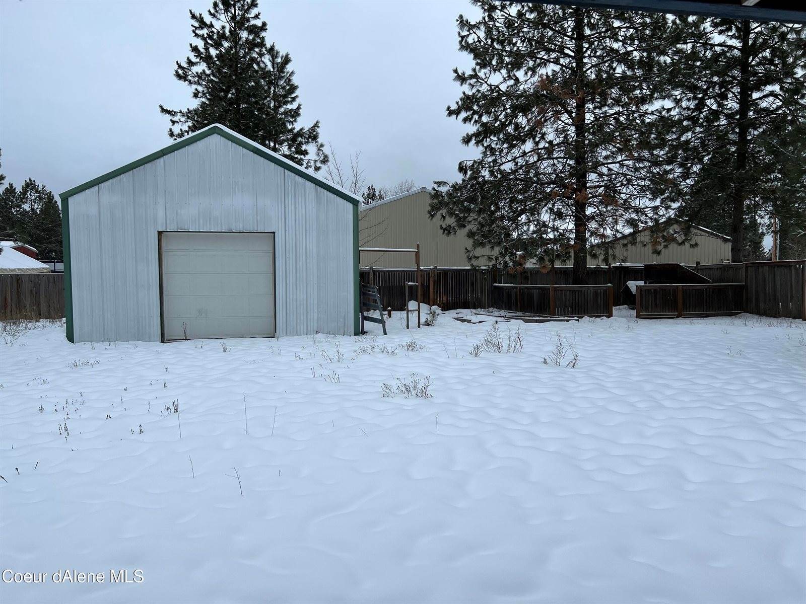 29975 North 6TH St, Athol, ID 83801