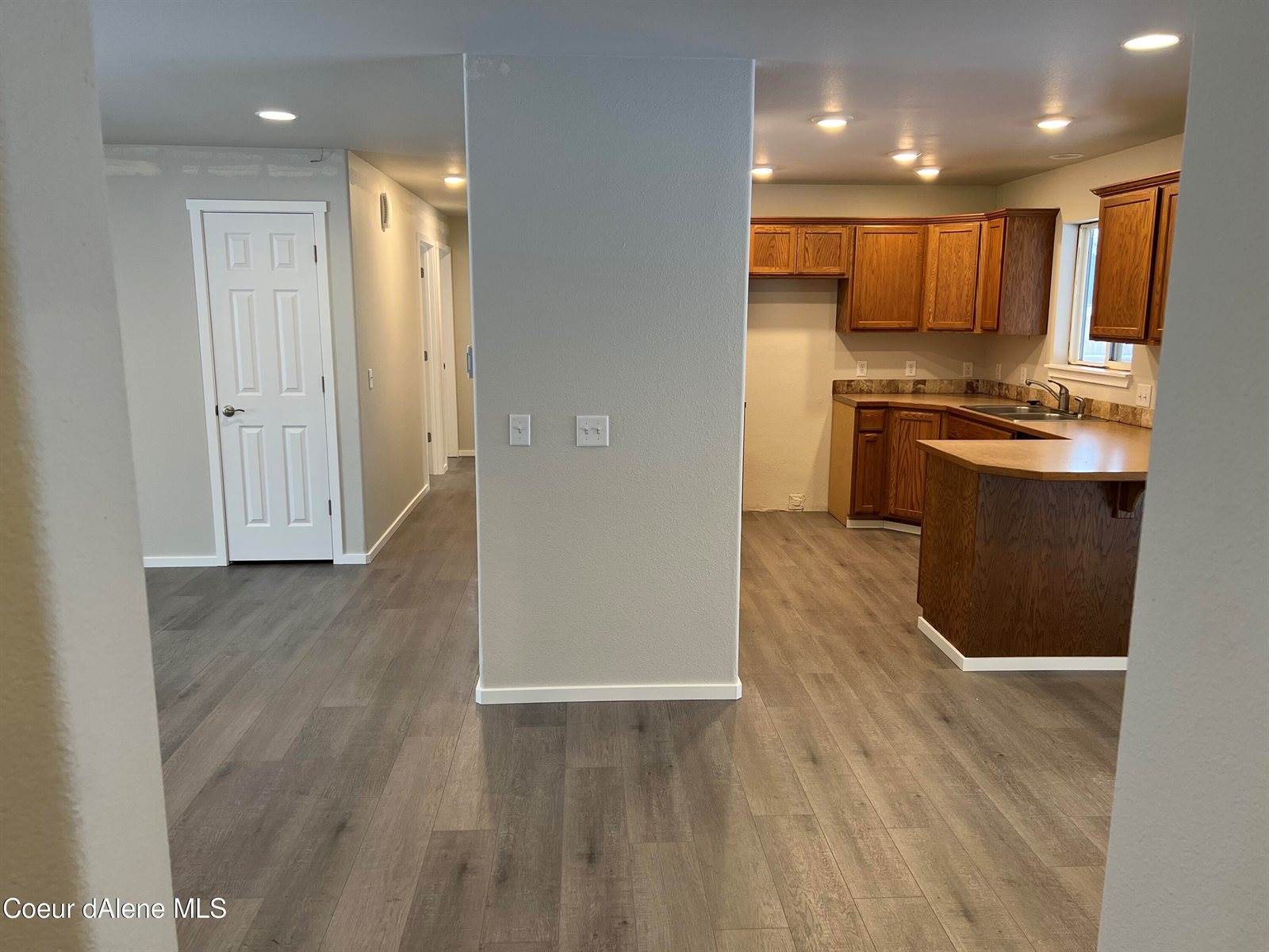 29975 North 6TH St, Athol, ID 83801