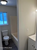 29975 North 6TH St, Athol, ID 83801