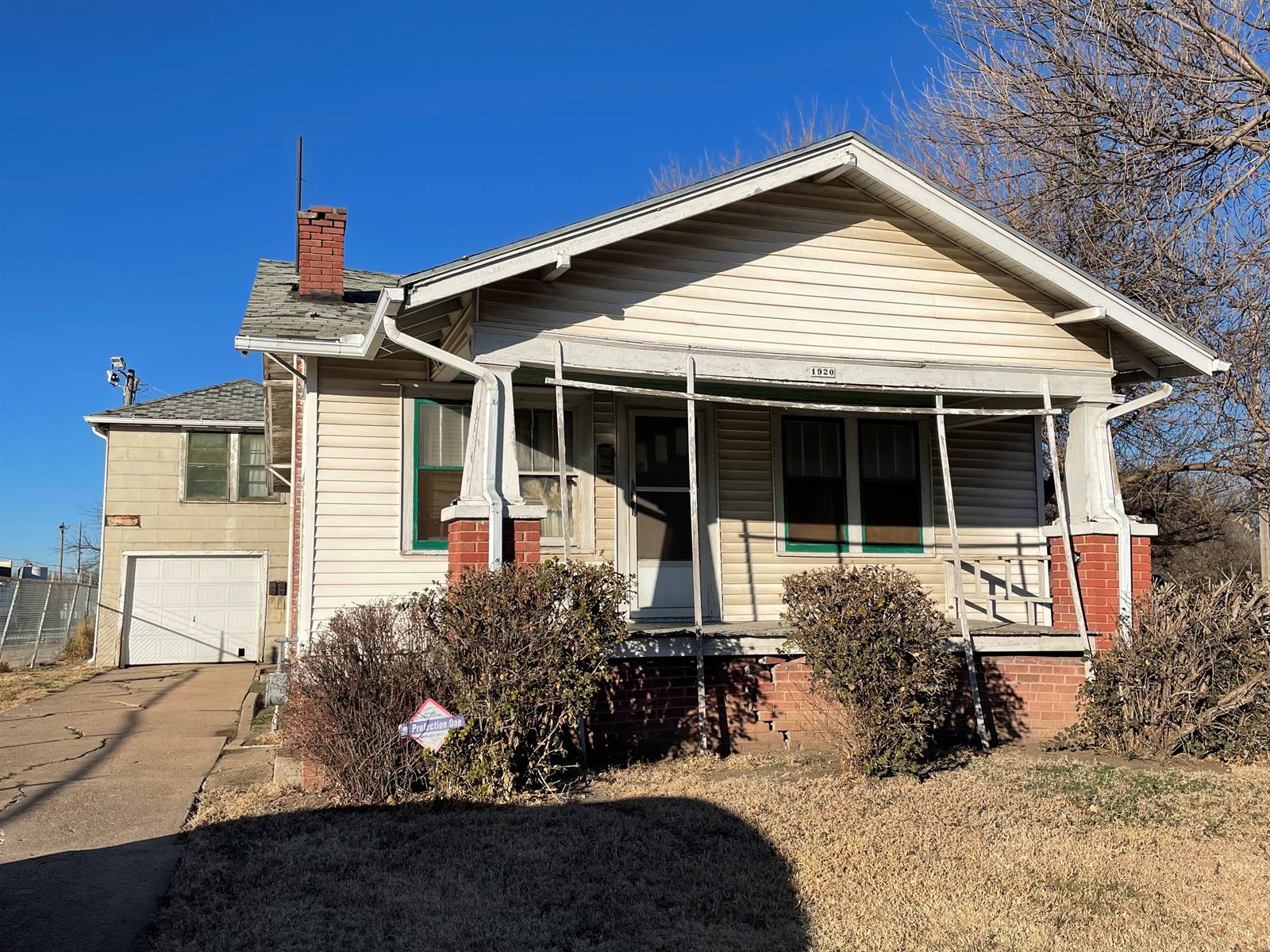 1920 E Central Ave, Wichita, KS 67214