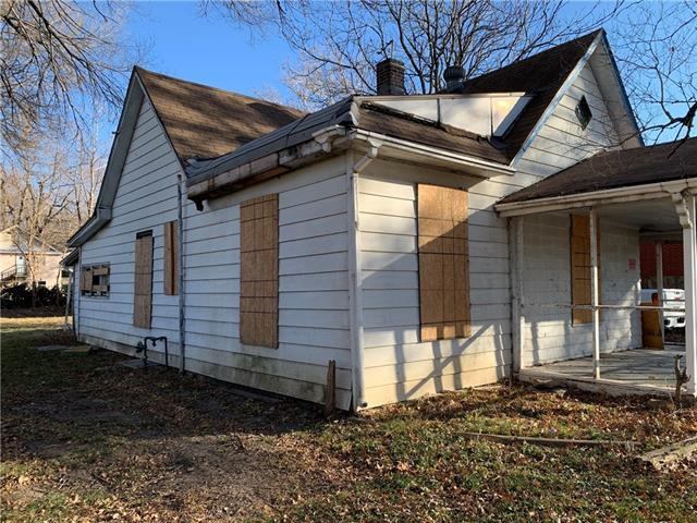 1415 S Ash Avenue, Independence, MO 64052