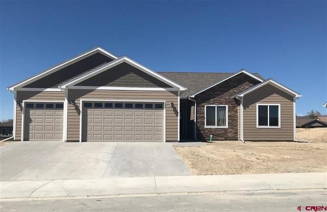 1557 Hickory Drive, Montrose, CO 81401