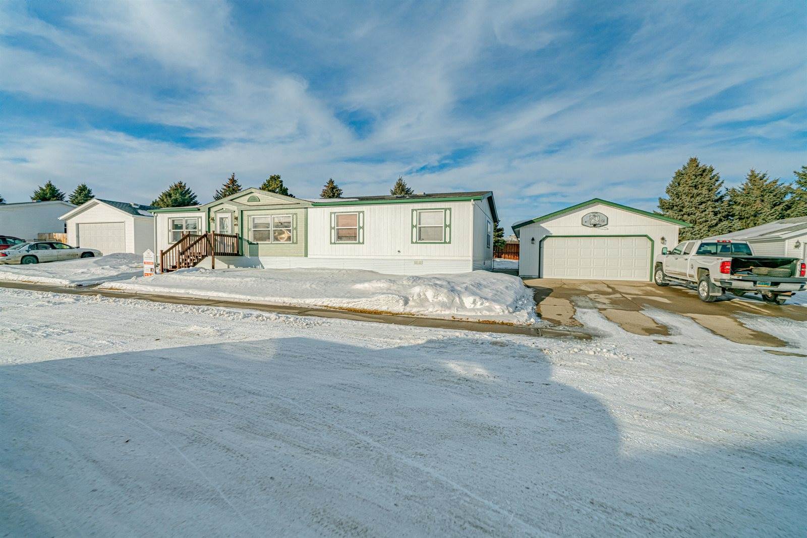 4610 Gates Drive, Bismarck, ND 58503