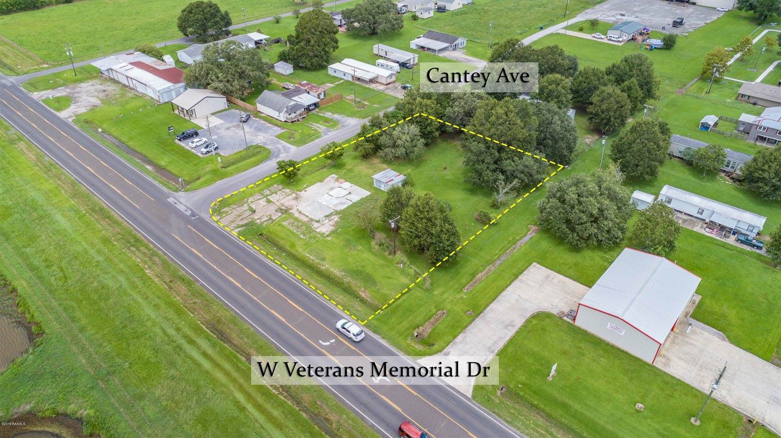 1812 West Veterans Memorial Highway Drive, Kaplan, LA 70548