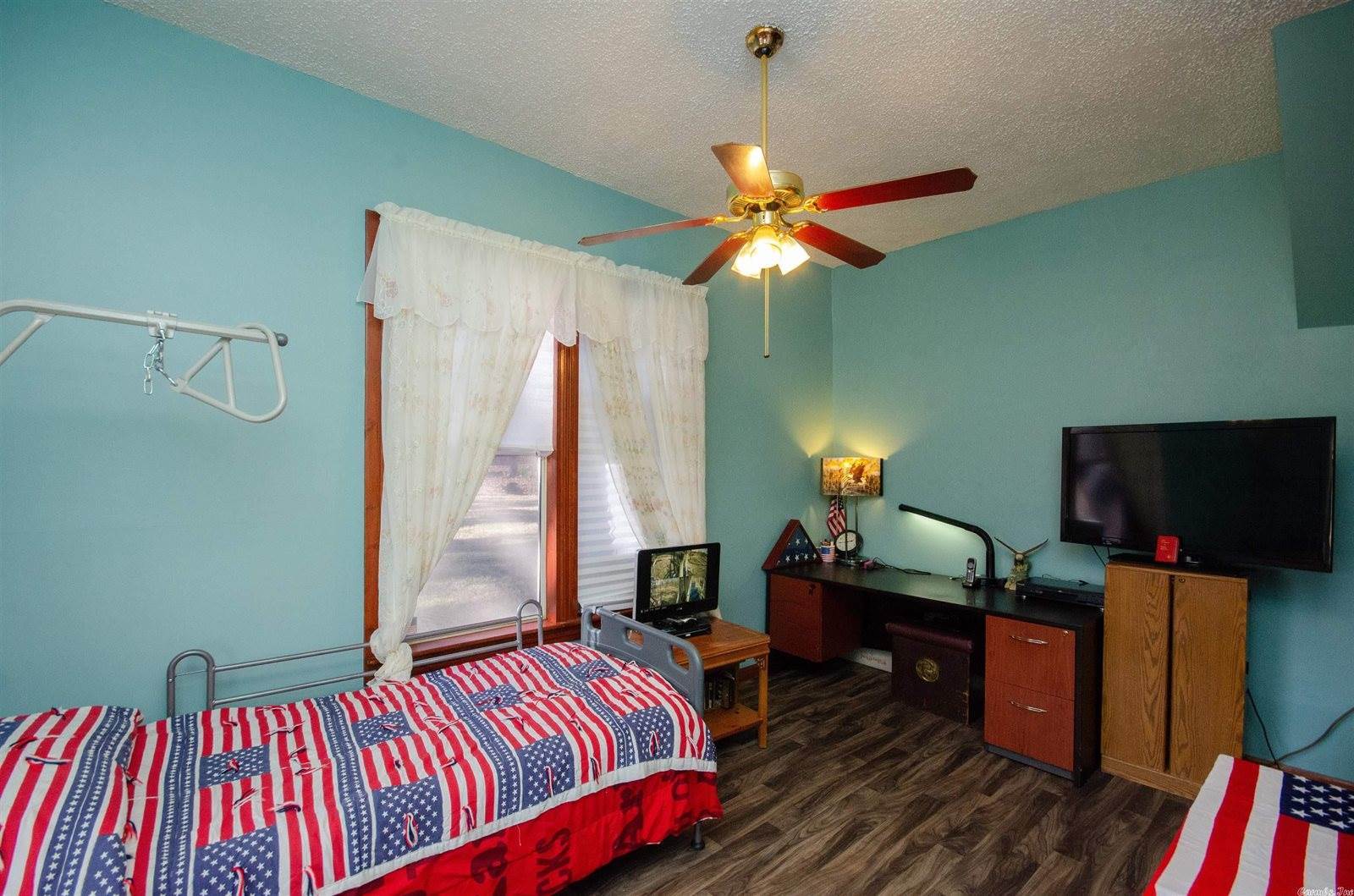 207 Pickles Gap Road, Conway, AR 72032