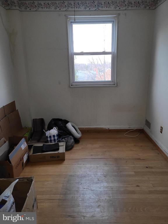 978 Masefield Road, Baltimore, MD 21207