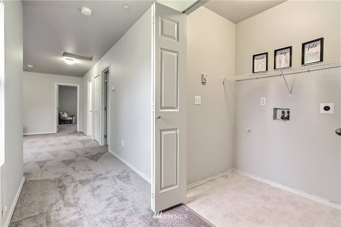 1162 Griggs Street, Dupont, WA 98327